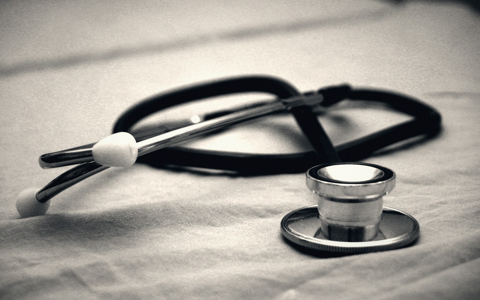 Who Pays for a Doctor's Visit in France